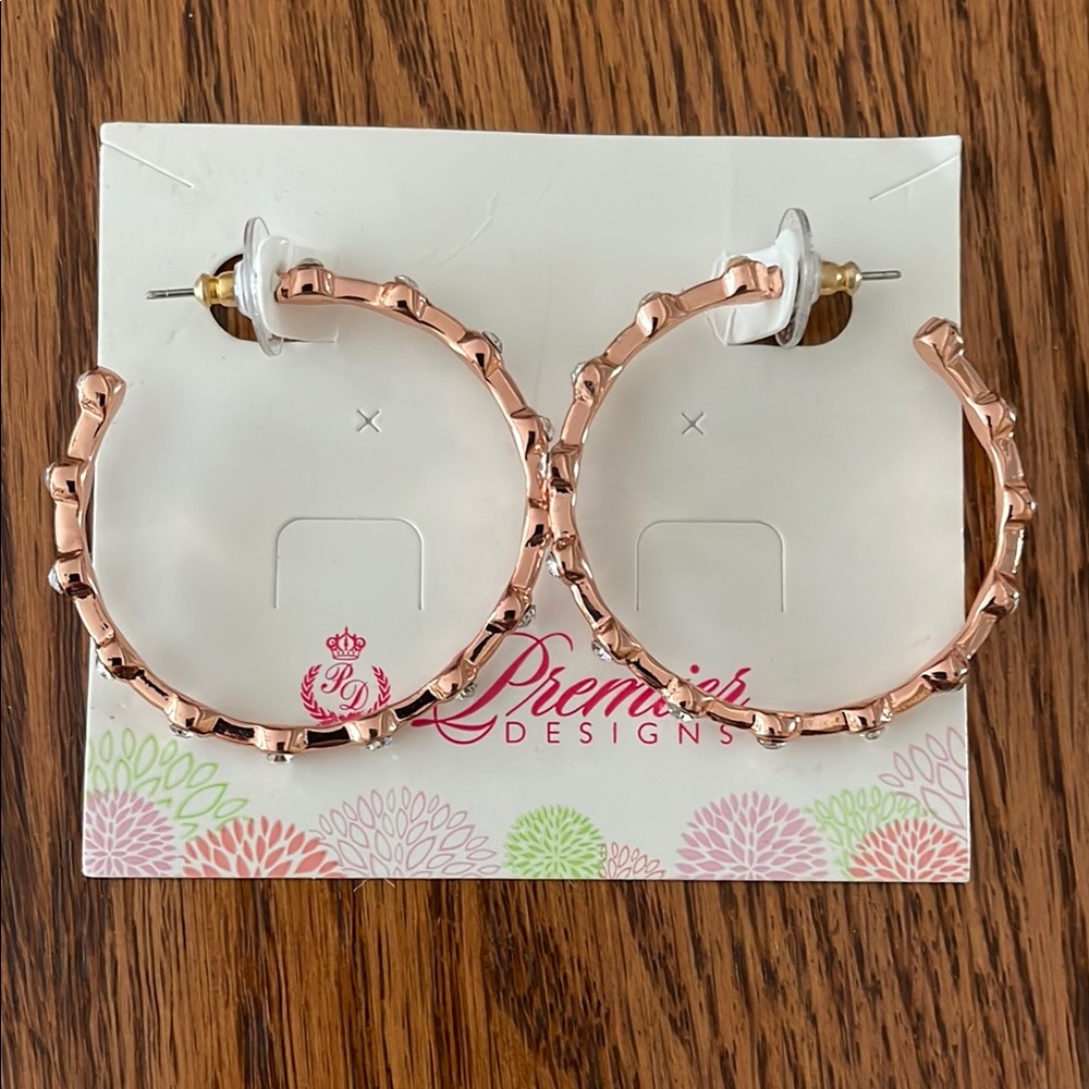 Premier Designs “Firefly” Textured Rose Gold Earrings